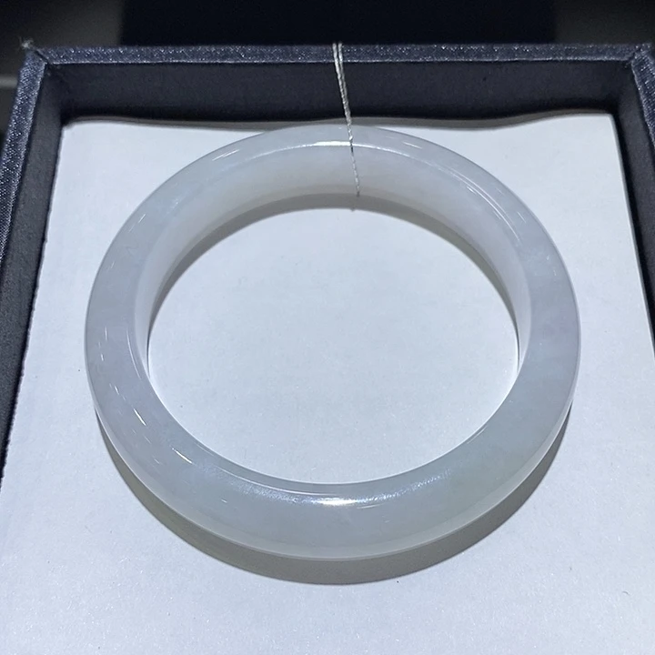 翡翠未镶嵌手镯翡翠手镯