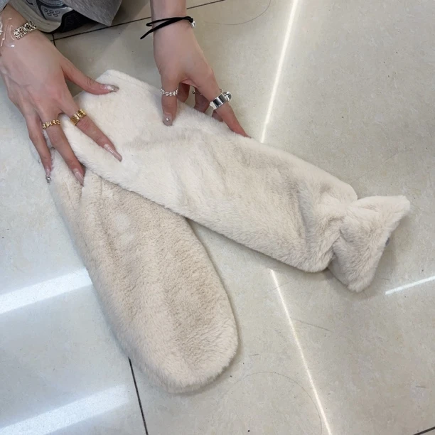 N491杏色长条热热 袋袋围巾