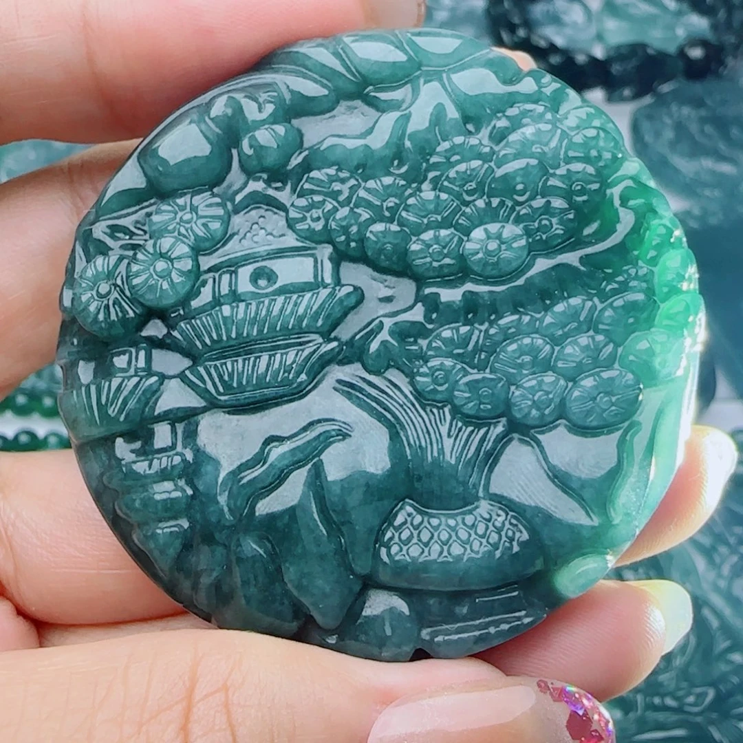 颈饰未镶嵌翡翠多样性发货天然的A货翡翠