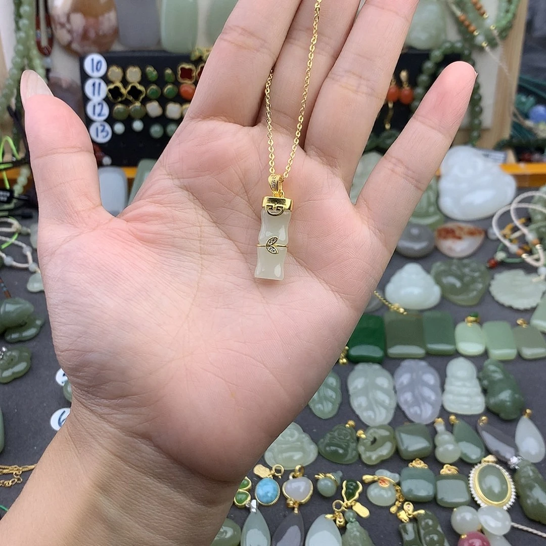 和田玉银S925镶嵌吊坠(赠链)