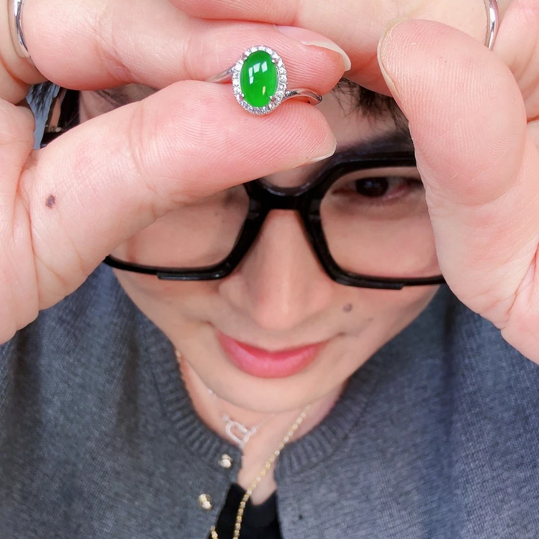 翡翠颈饰未镶嵌一个