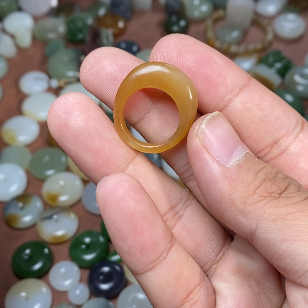 和田玉吊坠(不含链)未镶嵌