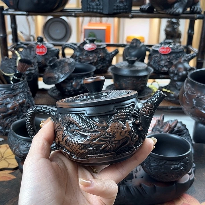 壶张*昕云南建水紫陶壶