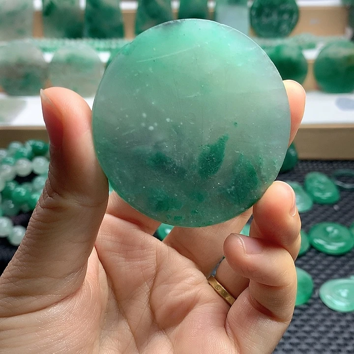 未镶嵌石英质玉珠宝半成品