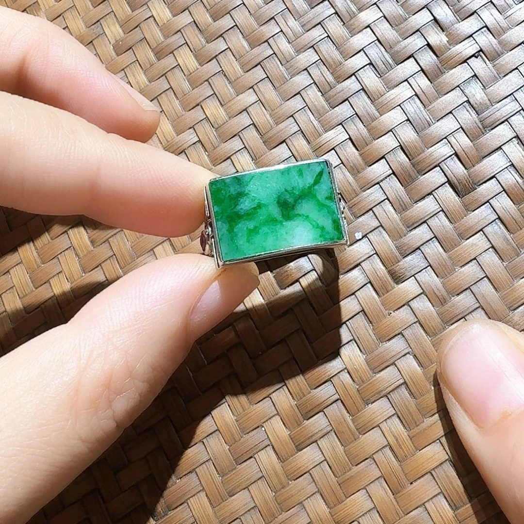 翡翠戒指银S925镶嵌个性十足