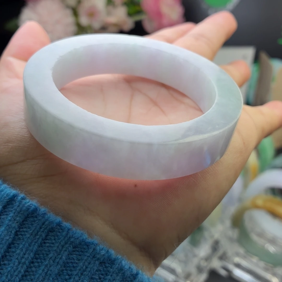 定制翡翠未镶嵌翡翠手镯