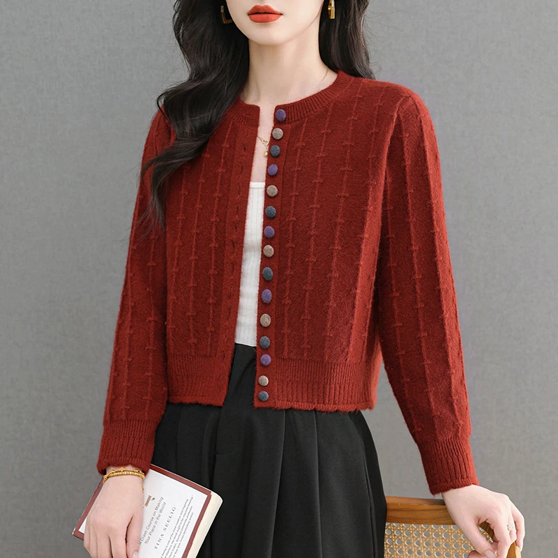哥弟阿玛施正品秋季爆款女士针织开衫纯色彩扣外套气质减龄针织衫