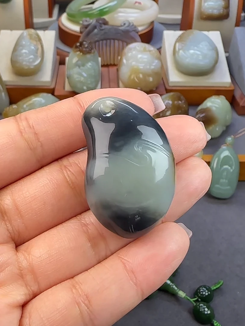 新疆和田玉楼兰风生水起吊坠