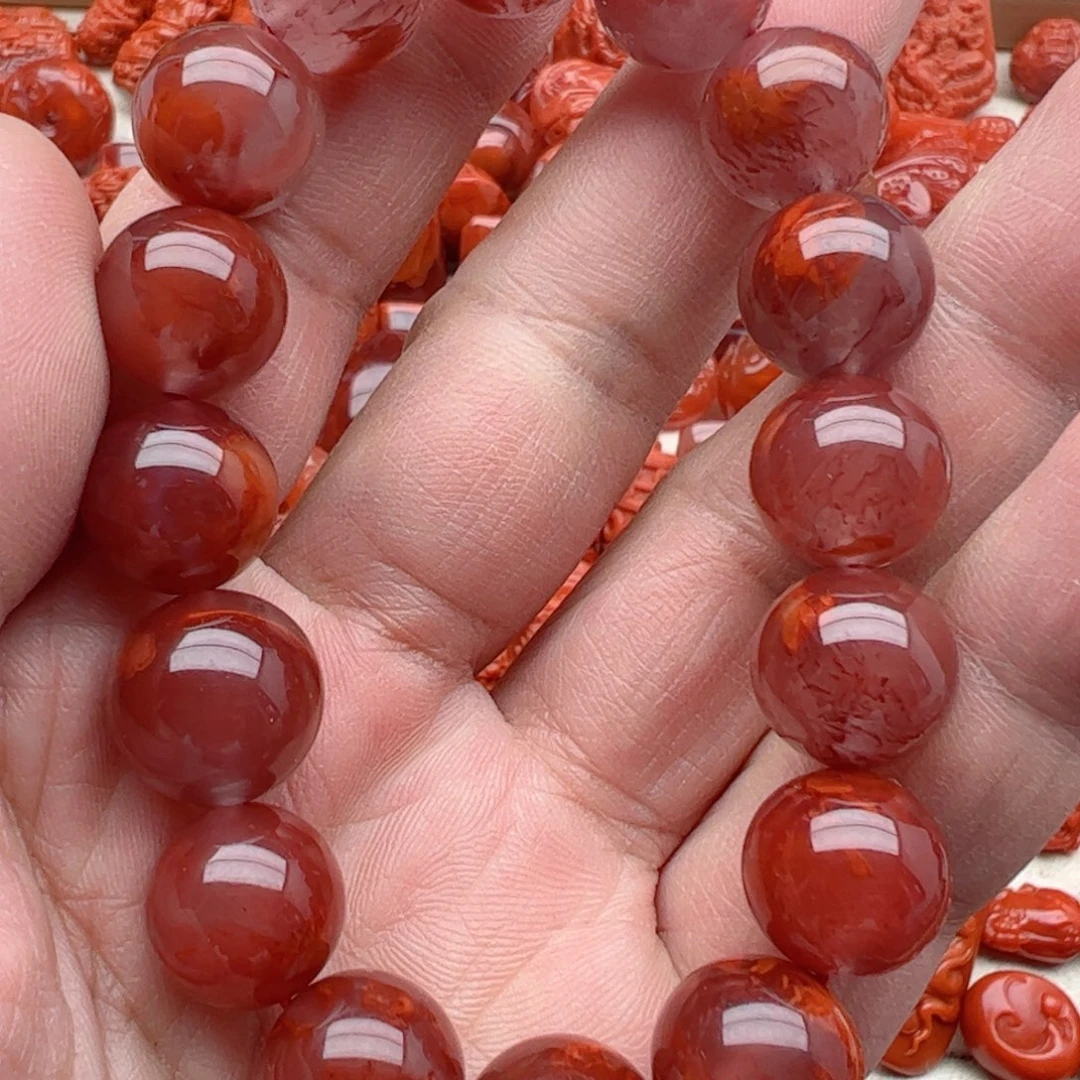 南红玛瑙配饰未镶嵌