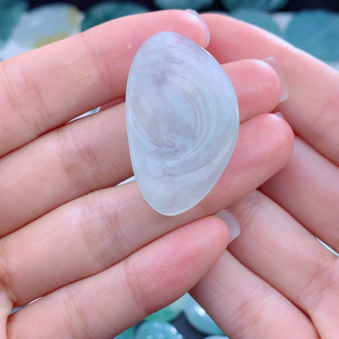 颈饰未镶嵌翡翠悟道