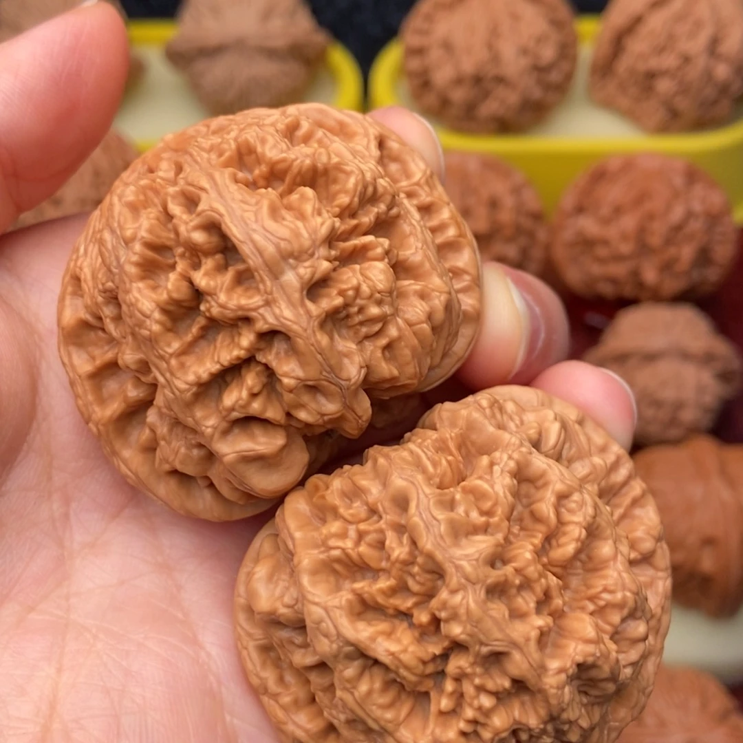 文玩核桃把件47精品老树平谷粗筋