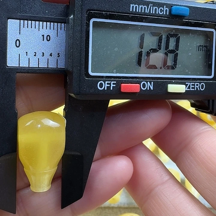 蜜蜡未镶嵌裸石26杂