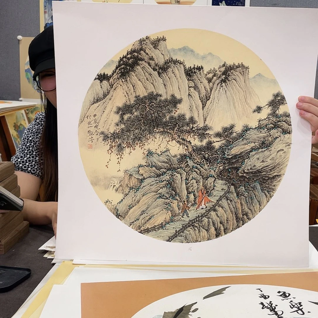 梦***梦国画手绘带框尺寸：53*53