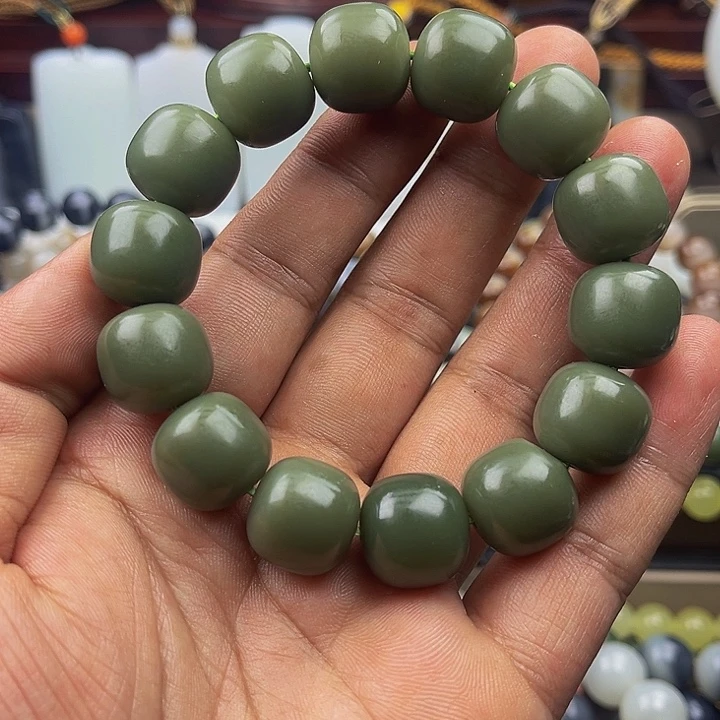 未镶嵌手串和田玉