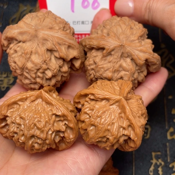 吊坠桃核用****4文玩的好