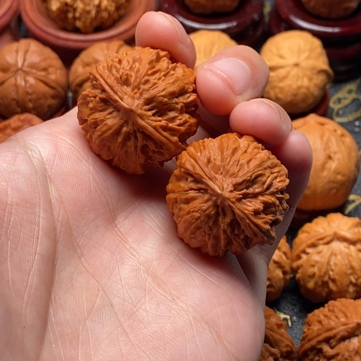 ****笙吊坠文玩核桃麒麟球