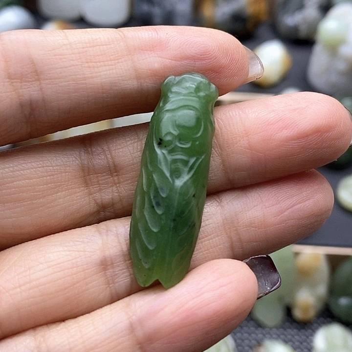 颈饰未镶嵌和田玉（糖玉）