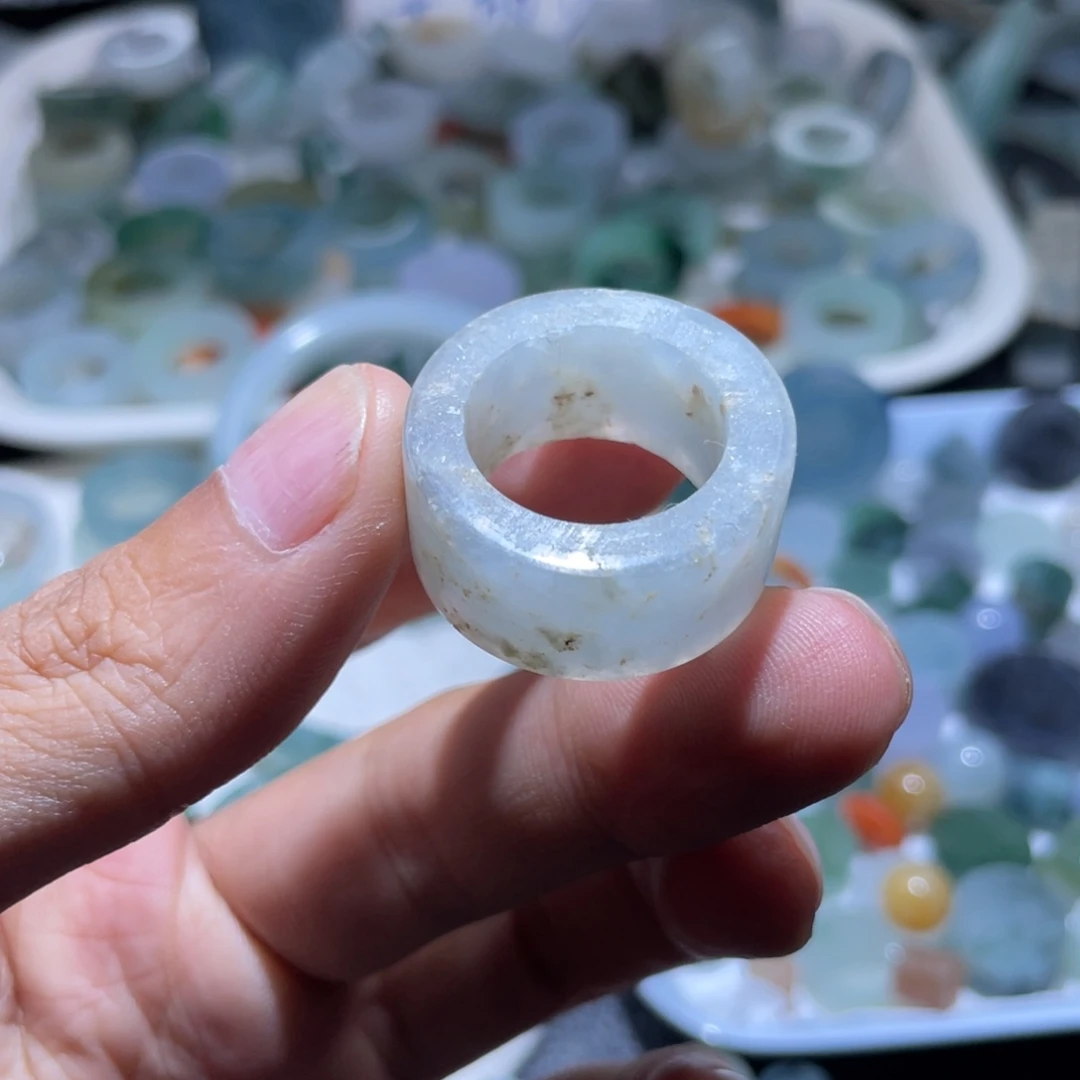 定制翡翠未镶嵌天然翡翠