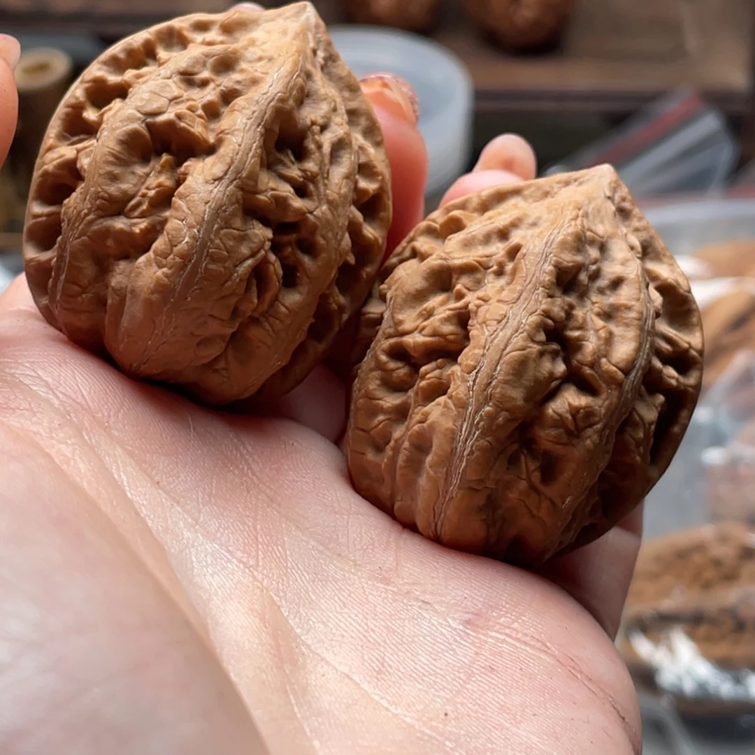 文玩核桃把件楸刀鱼102