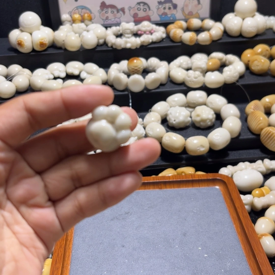 我***冲吊坠菩提根/象牙果瑕疵