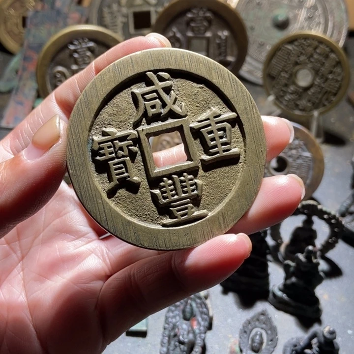 小***哥铜现代工艺品仿制品