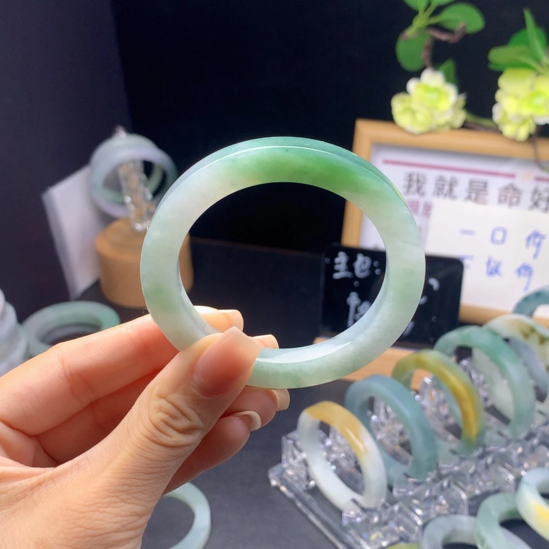 定制翡翠未镶嵌翡翠手镯52-54