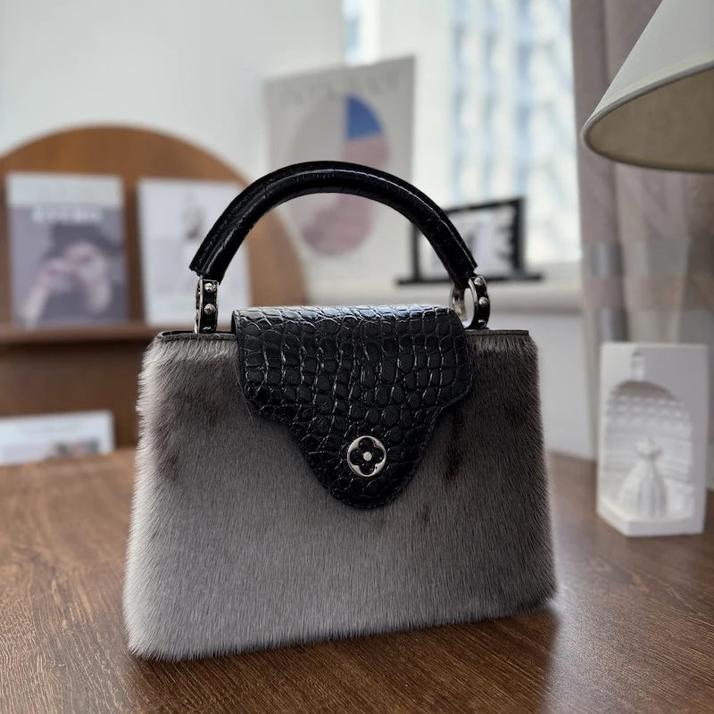 「梵尔宝格」皮草包一物一拍单肩拉链暗袋手提包手拎包极简风轻熟风