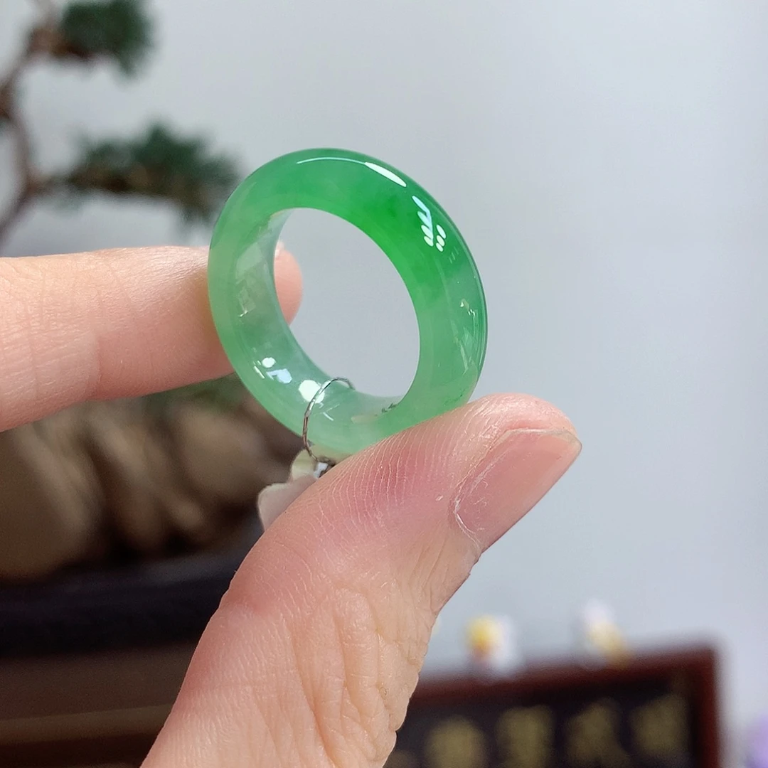 翡翠未镶嵌戒指15号
