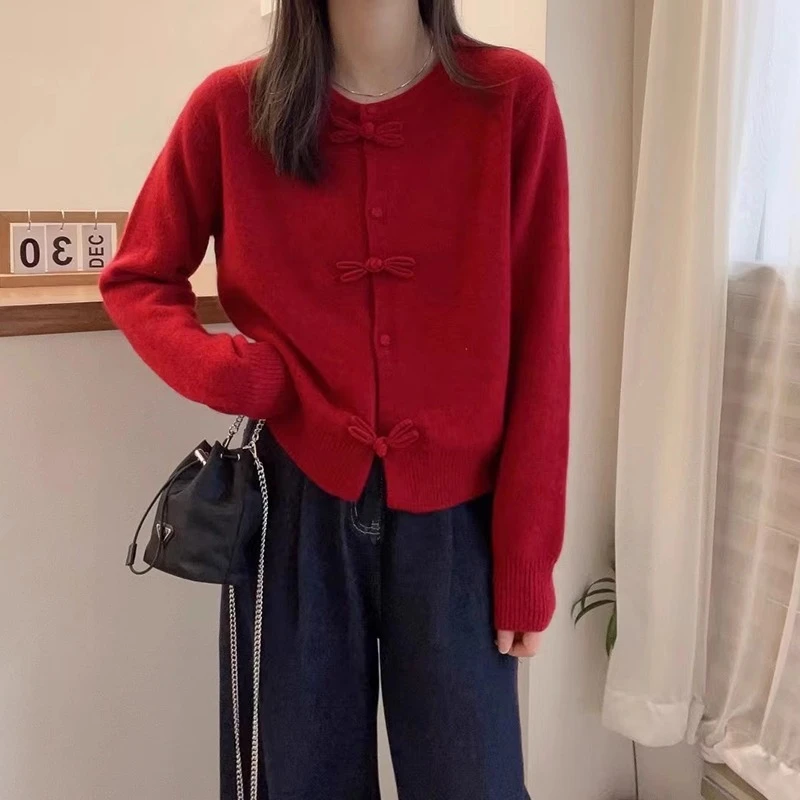 新中式国风羊毛针织开衫外套女士春秋盘扣设计感洋气圆领红色毛衣