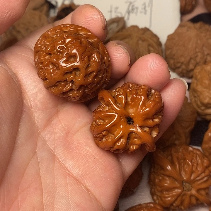 文玩核桃把件苹果35