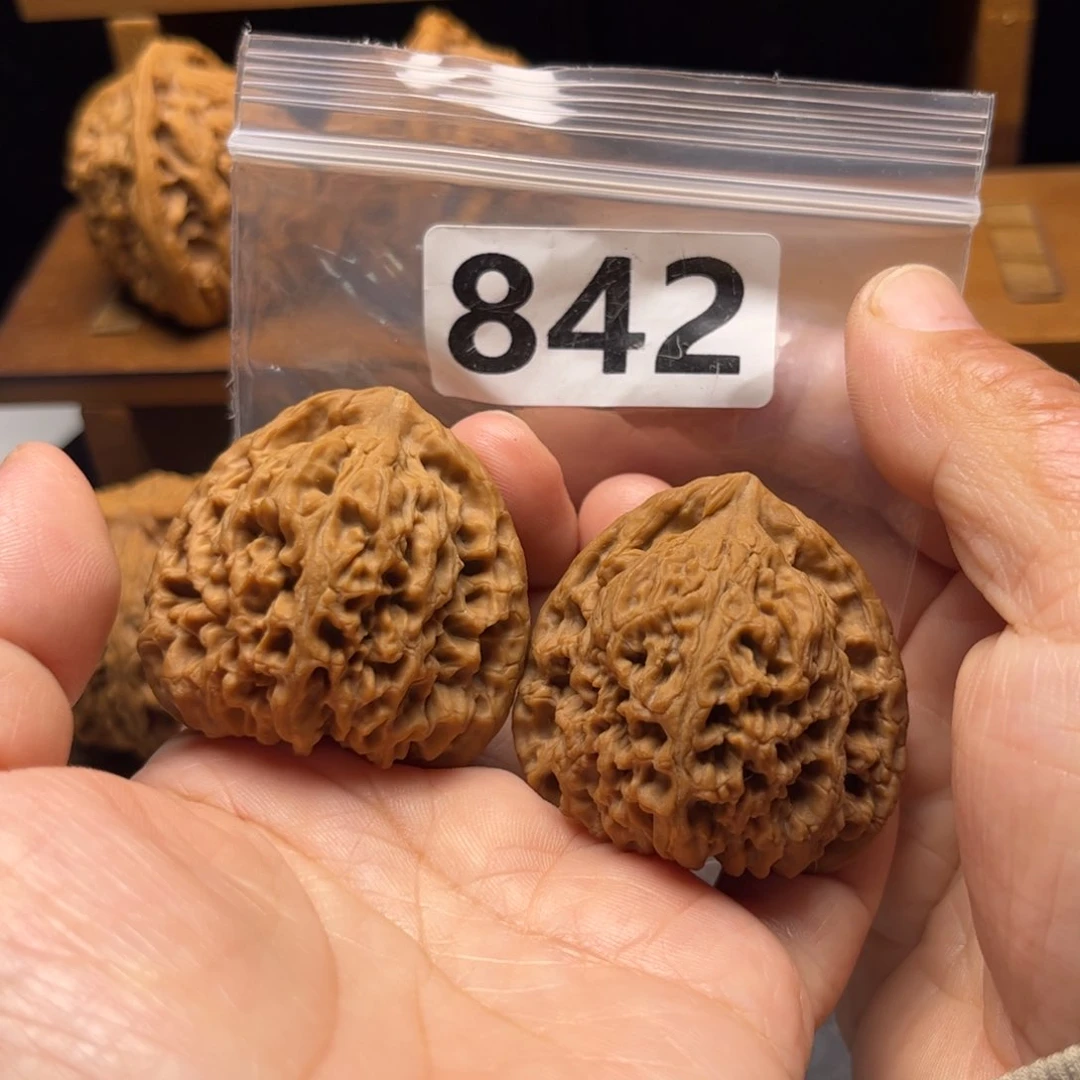 吊坠文玩核桃三角将40