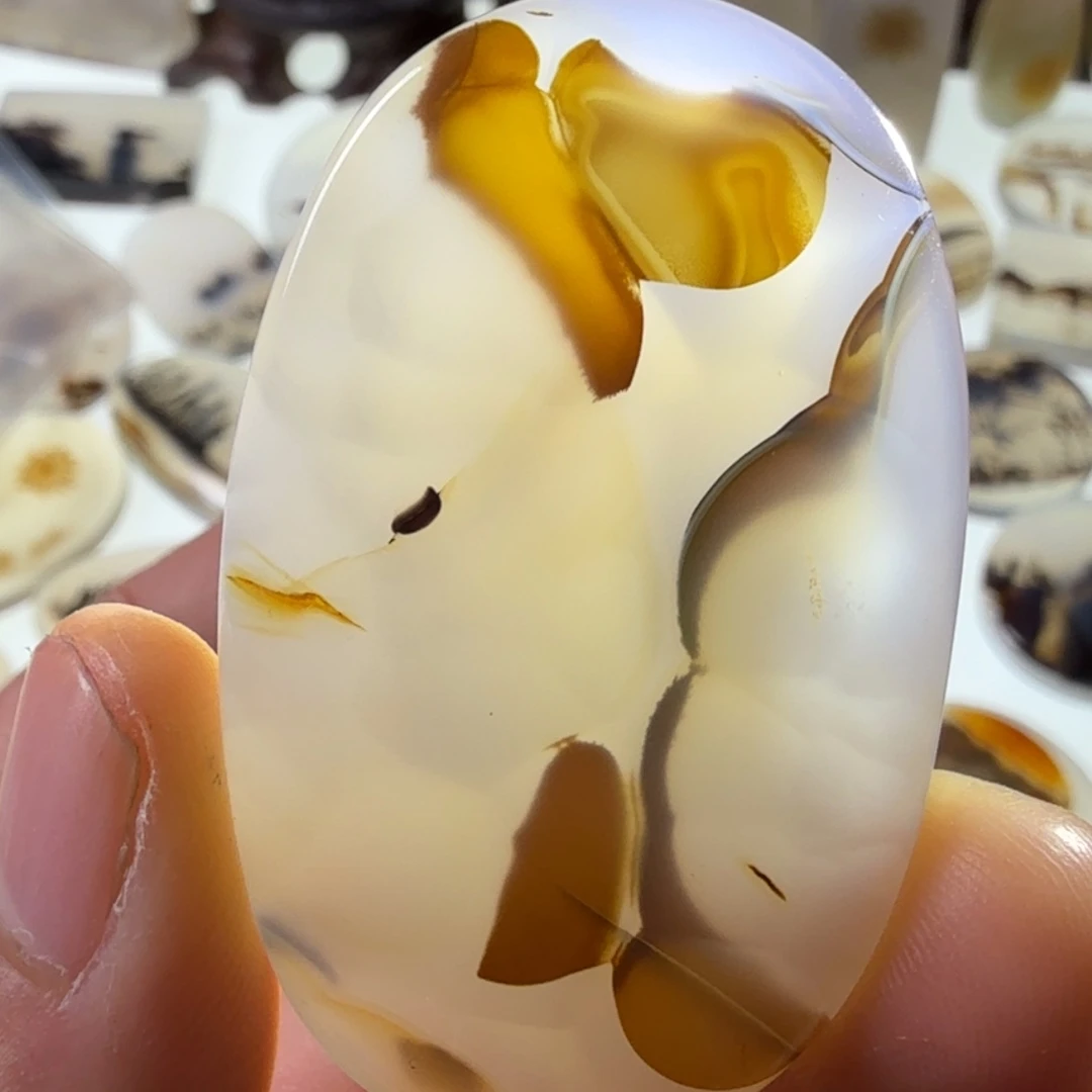 玛瑙/玉髓未镶嵌珠宝半成品