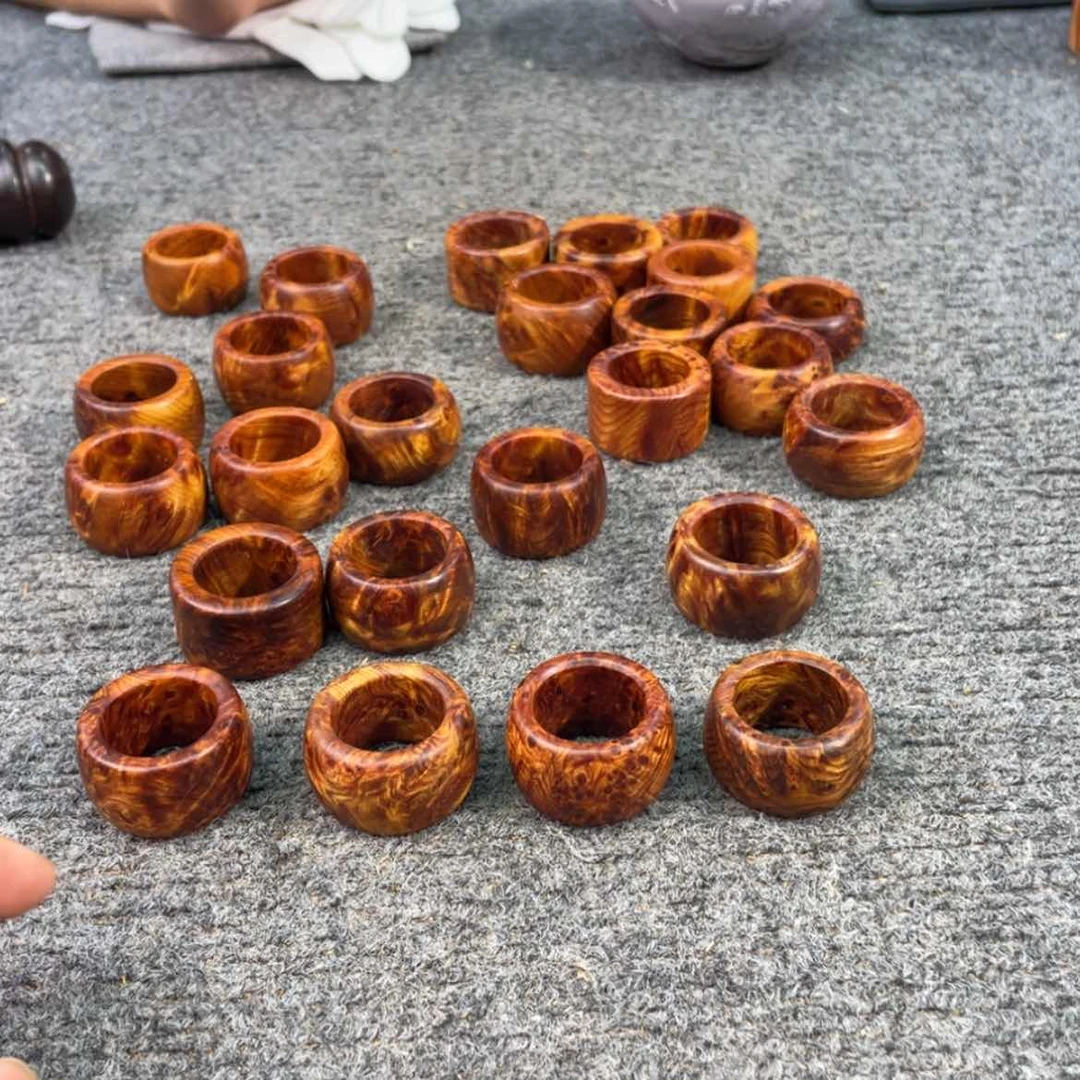 【闪购商品】柏木（崖柏）崖柏，爆瘤，纯手工扳指，到手一个