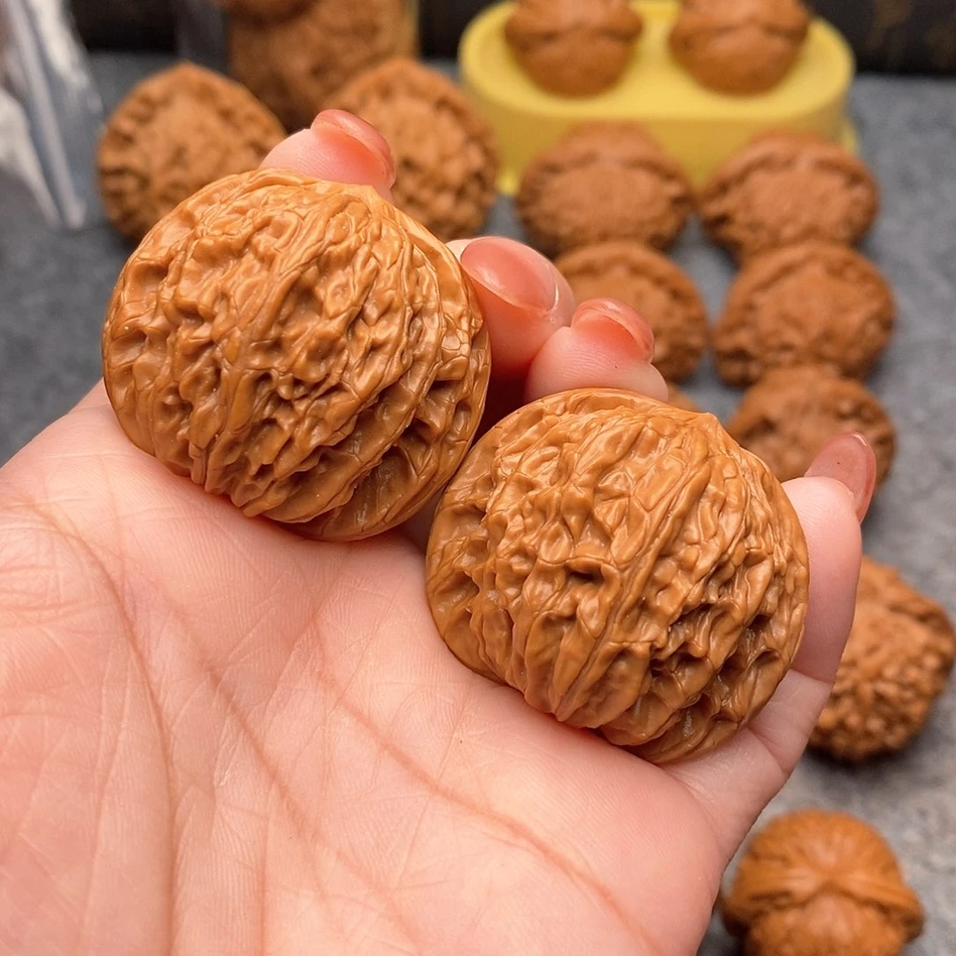 文玩核桃把件精品特价磨盘狮子头38