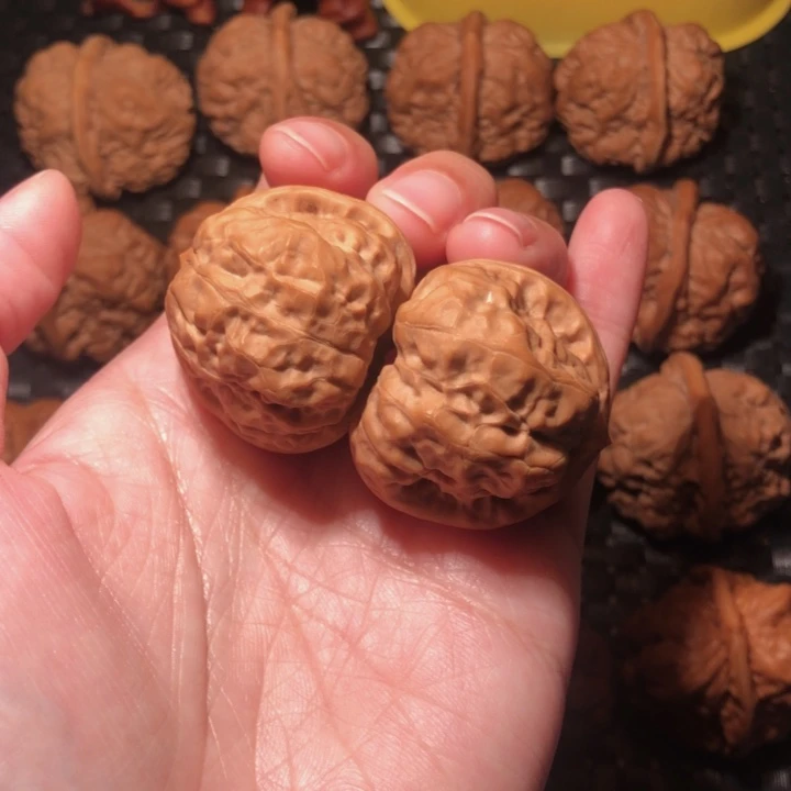 把件文玩核桃肉球蛙饼36