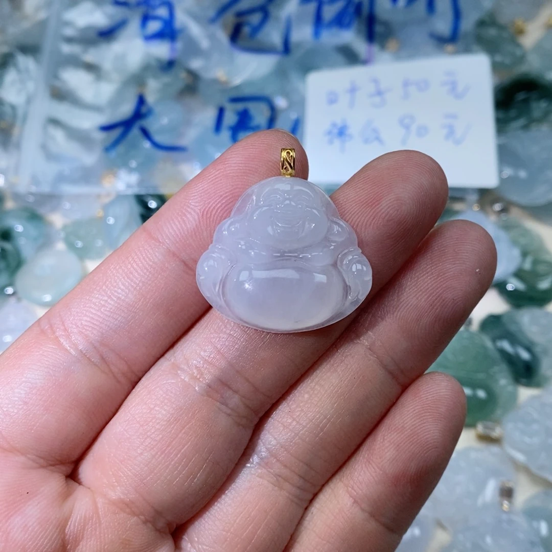 颈饰18K金镶嵌翡翠