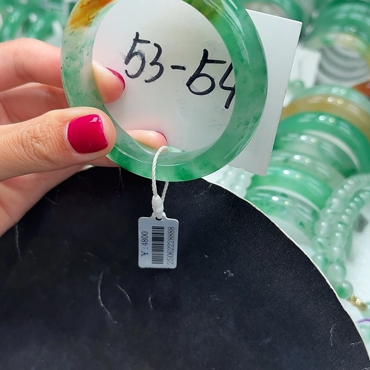 石英质玉（非洲翠）未镶嵌手镯