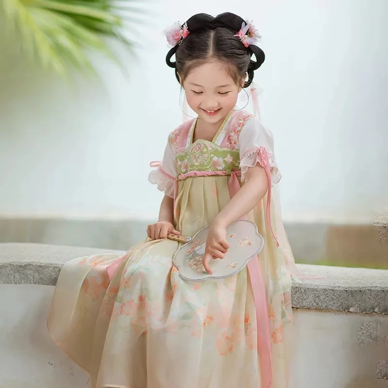 805哈哈家女童古风可爱古风汉服连衣裙