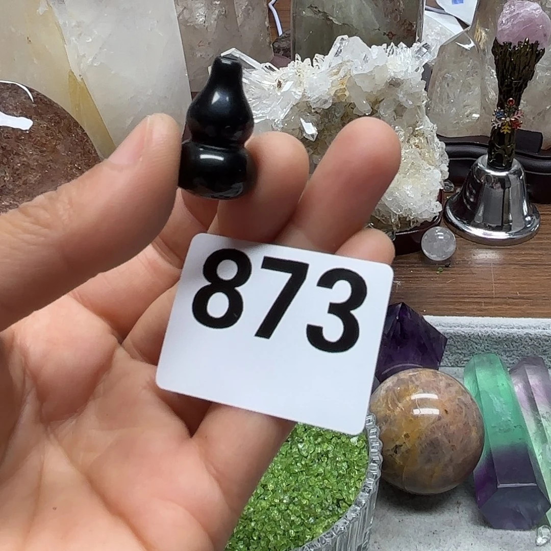 未镶嵌水晶大型摆件（非配饰）