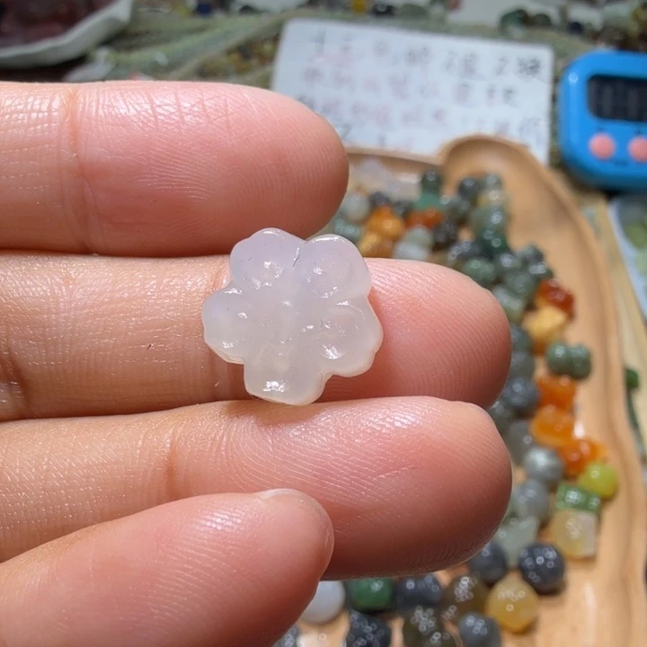 和田玉未镶嵌珠宝半成品