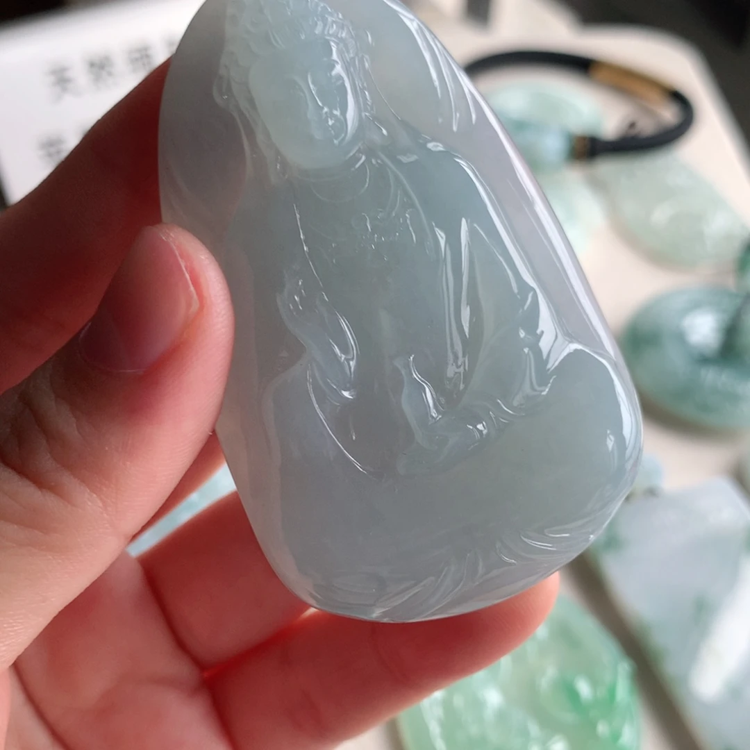 迷***香颈饰未镶嵌翡翠翡翠