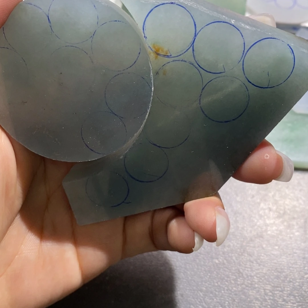 未镶嵌挂件翡翠王*湿