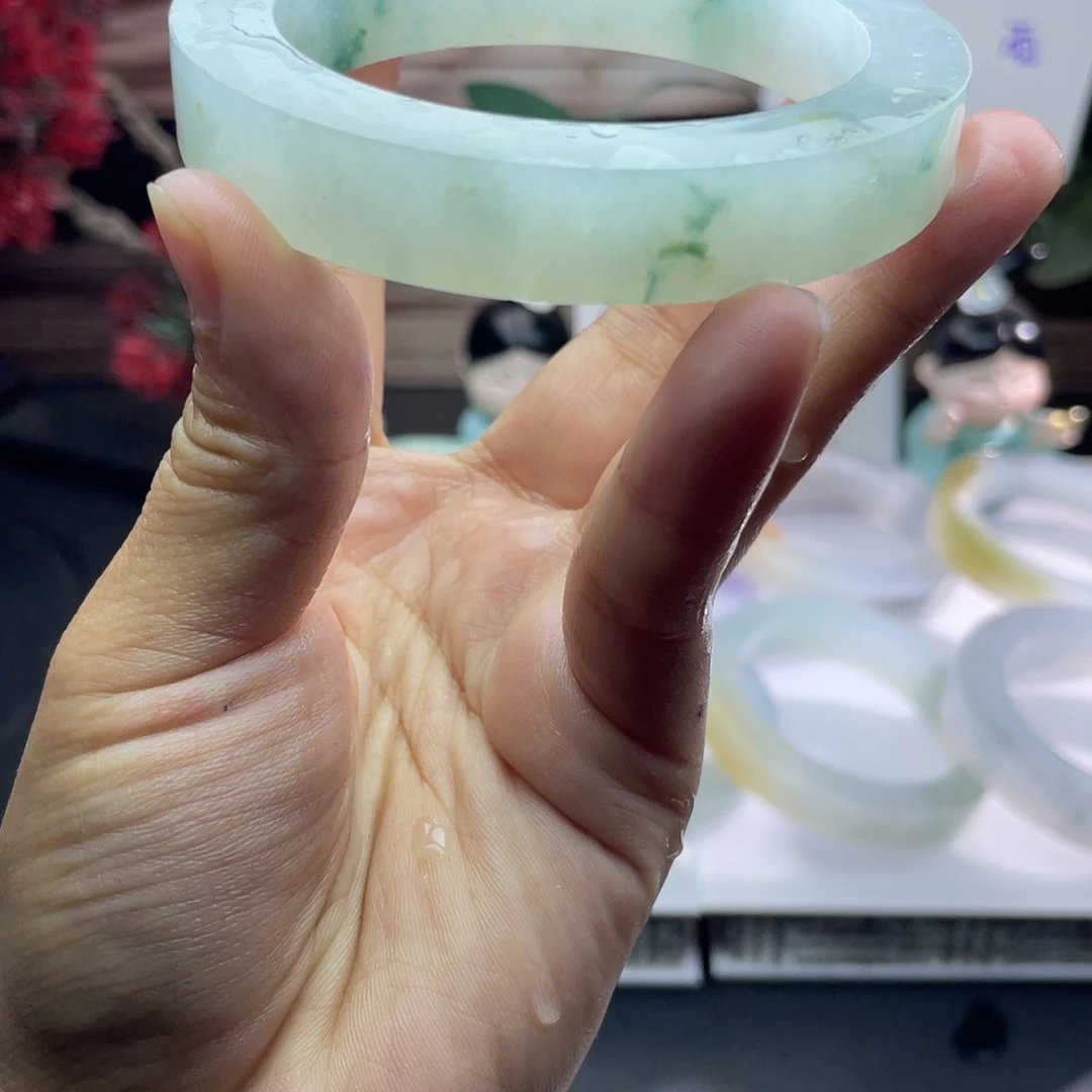 荼***罗定制翡翠未镶嵌翡翠