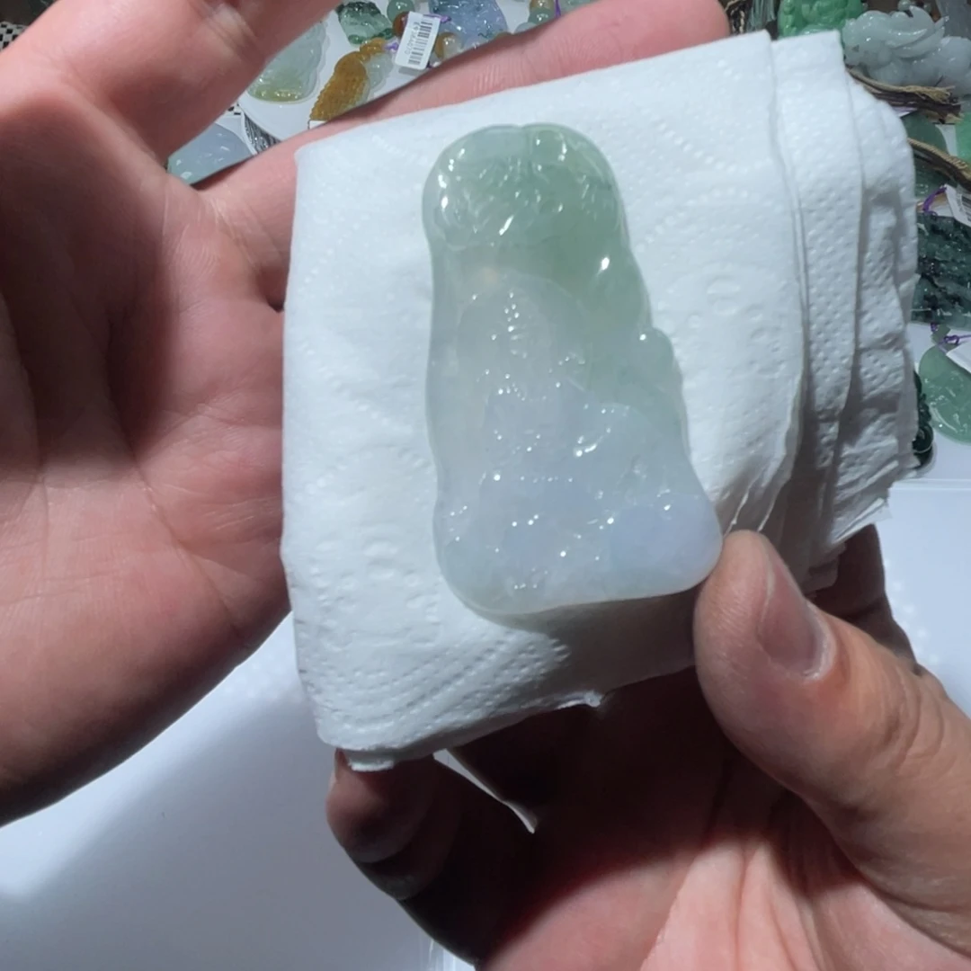 翡翠颈饰未镶嵌天然