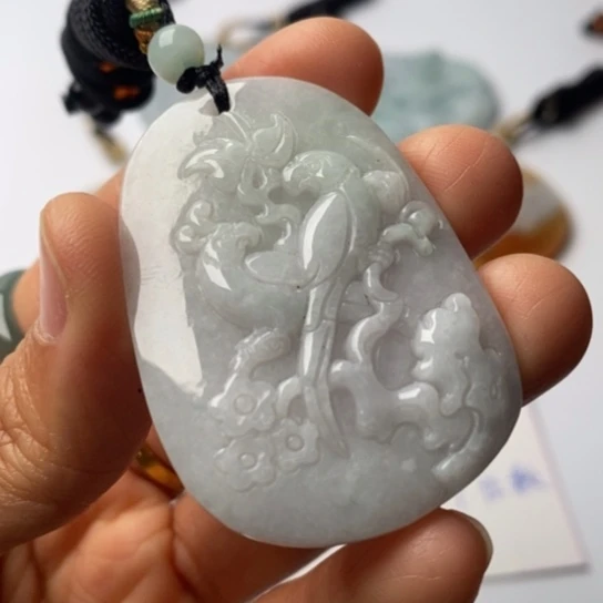 翡翠未镶嵌挂件翡翠