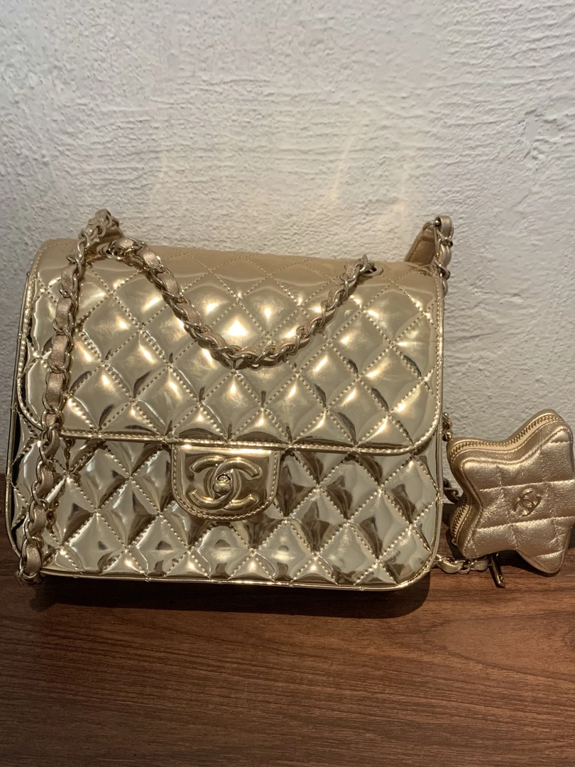 99新 Chanel/香奈儿 24C金色漆皮菱格纹五角星双肩包JL