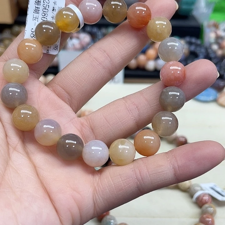 未镶嵌手串硅化珊瑚（珊瑚玉）沫*194
