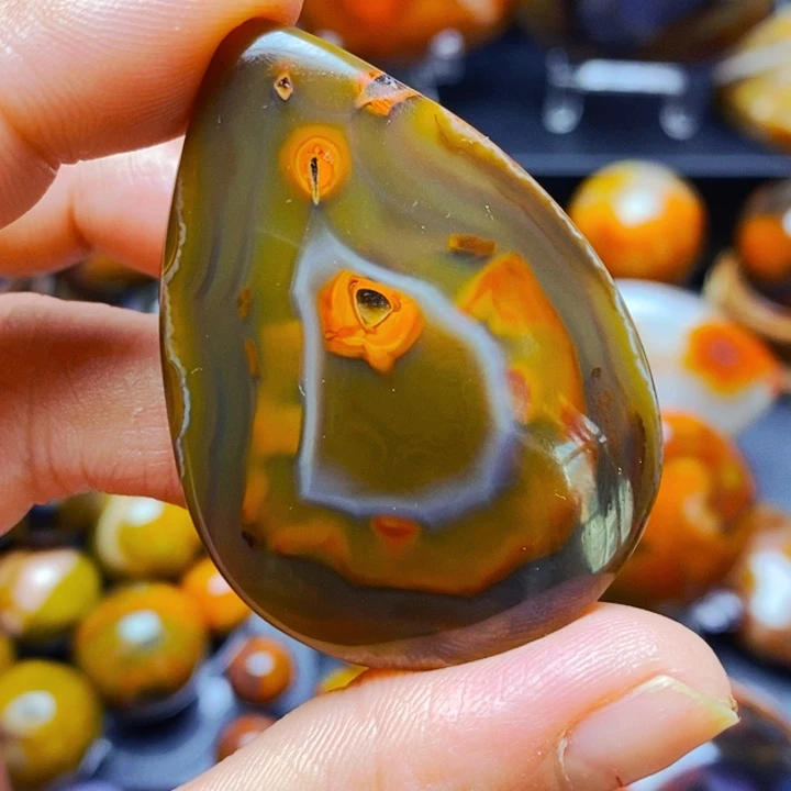 玛瑙/玉髓颈饰未镶嵌