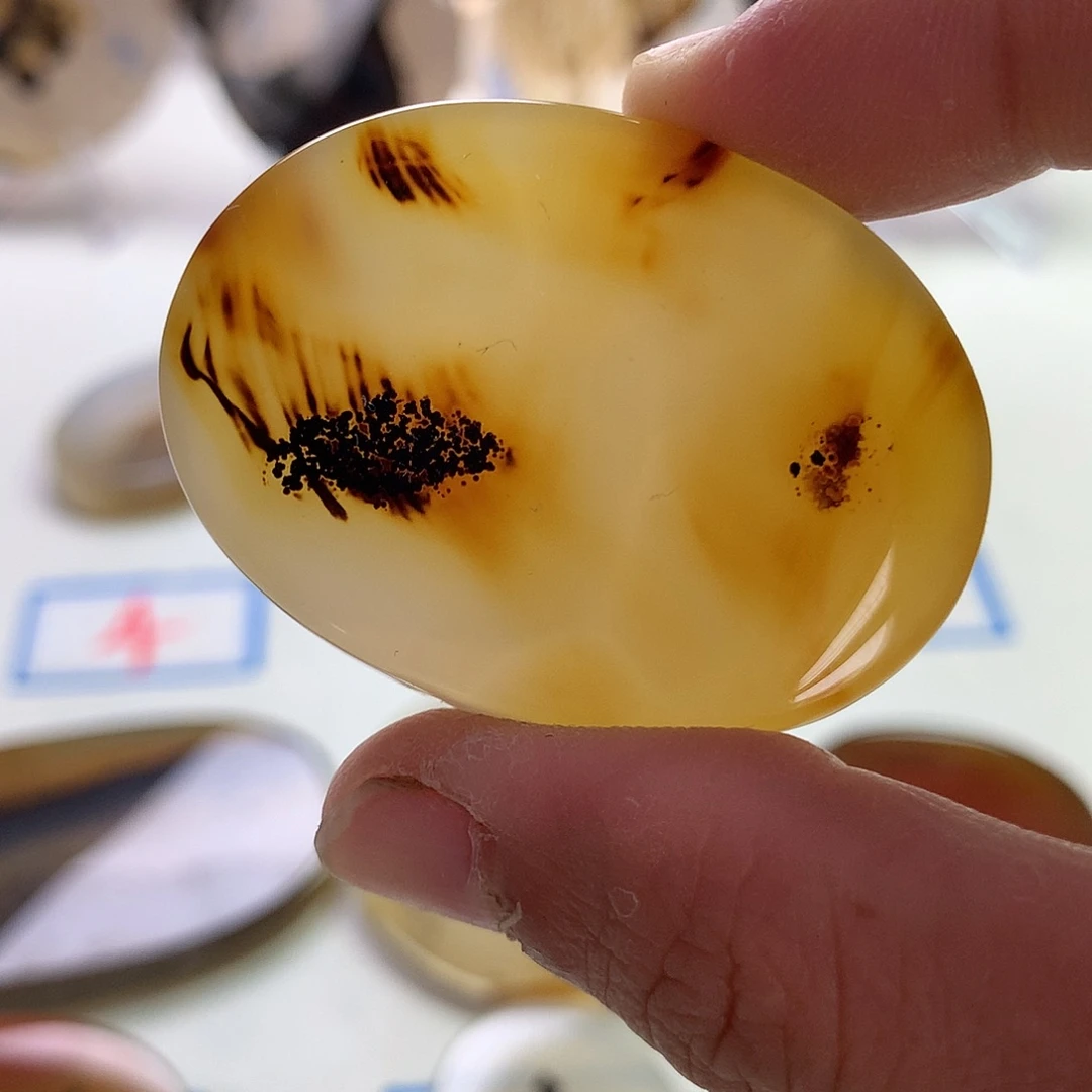 未镶嵌玛瑙/玉髓珠宝半成品