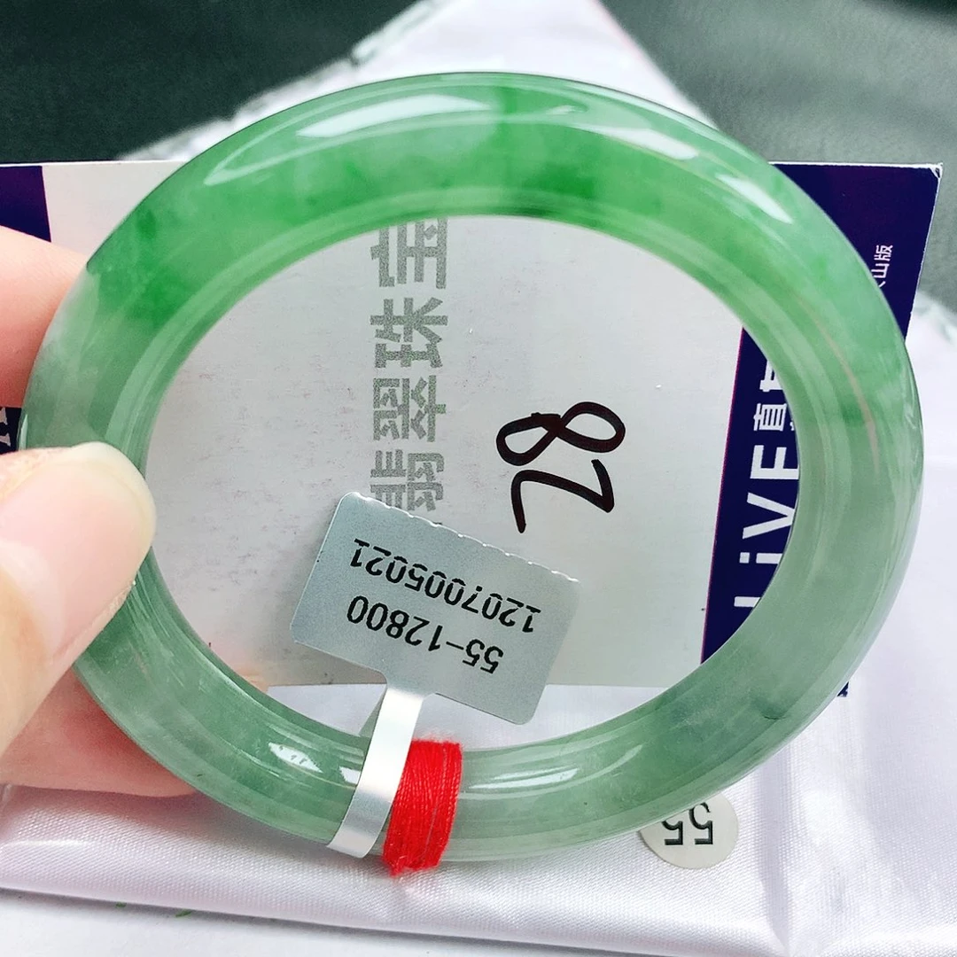 未镶嵌手镯翡翠缅甸天然A货翡翠手镯